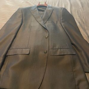 Men’s Suit